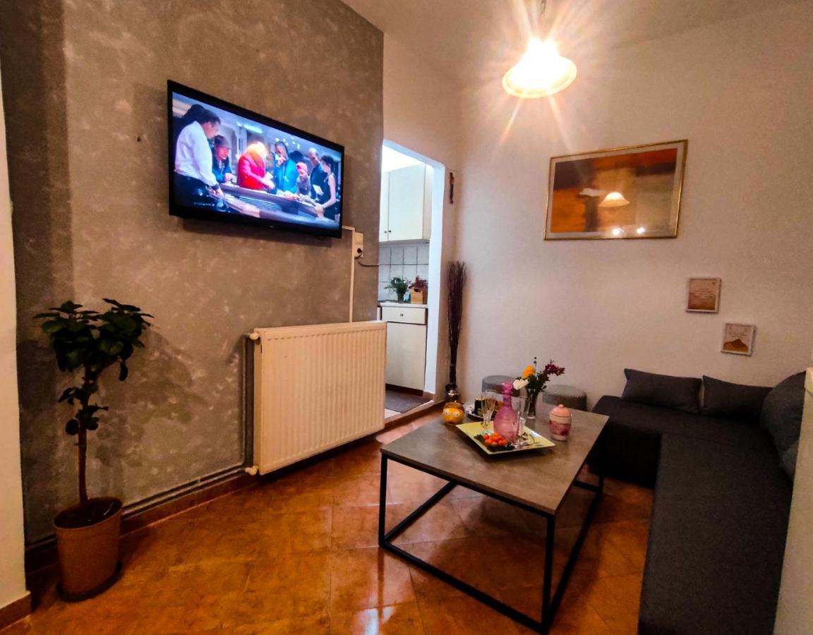 Kastra Bella 2 Bedroom Condo In Corfu Town المظهر الخارجي الصورة